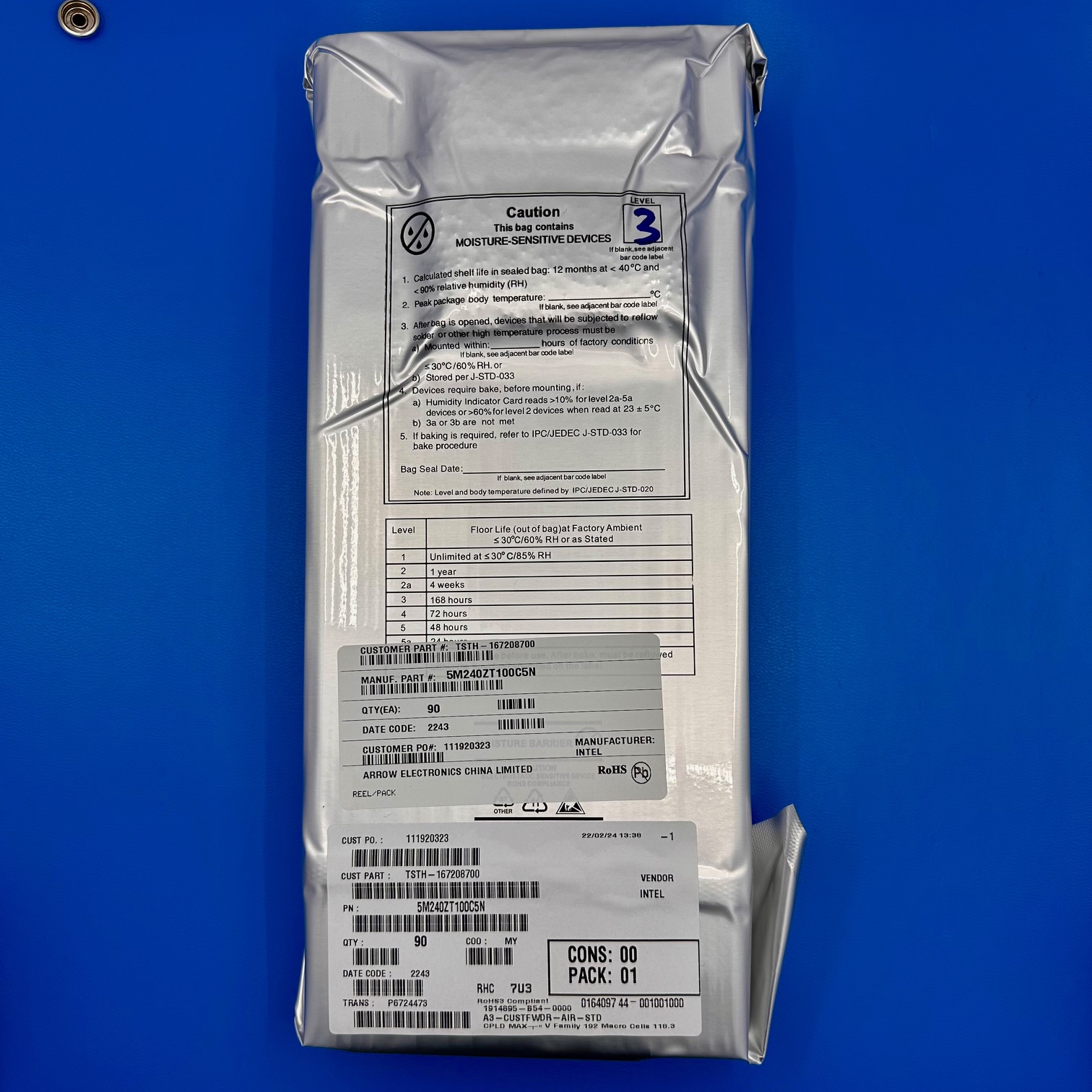 5M240ZT100C5N - Image 1