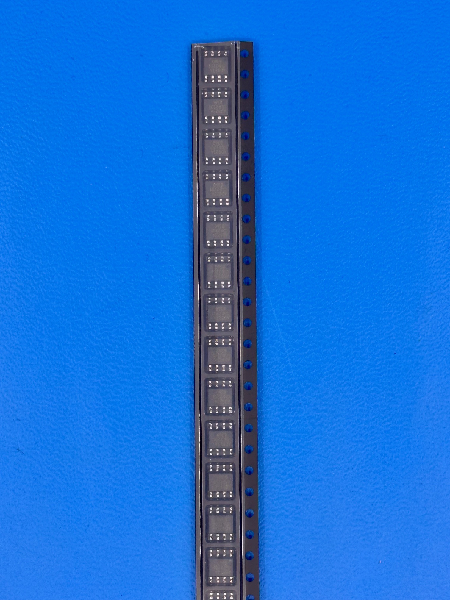 AD823ARZ-RL - Image 1