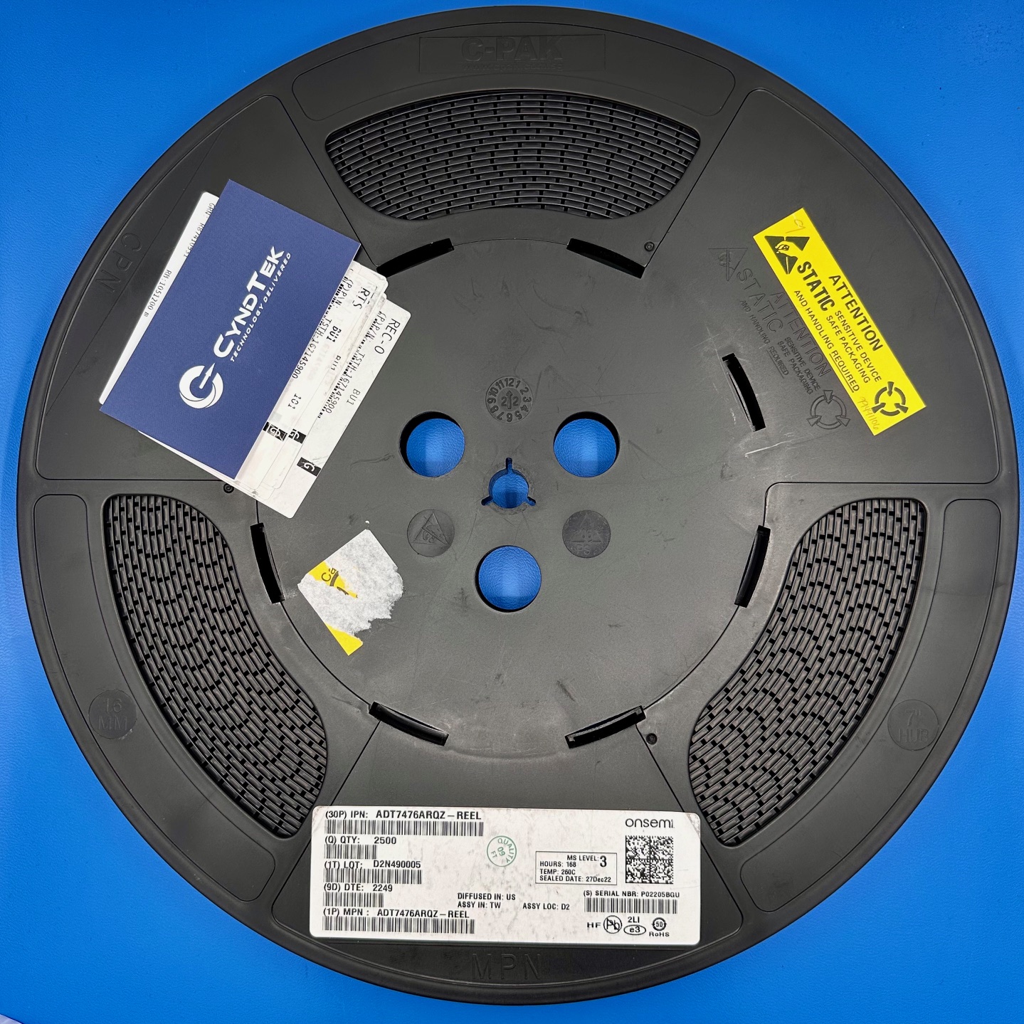 ADT7476ARQZ-REEL - Image 1