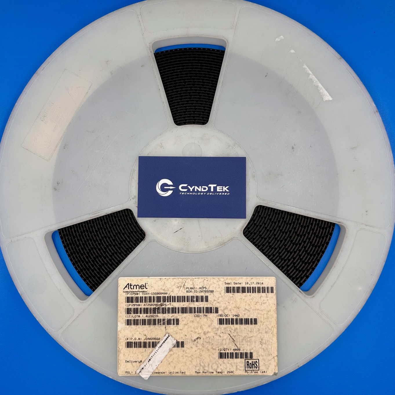 AT25020B-SSHL-T - Image 1