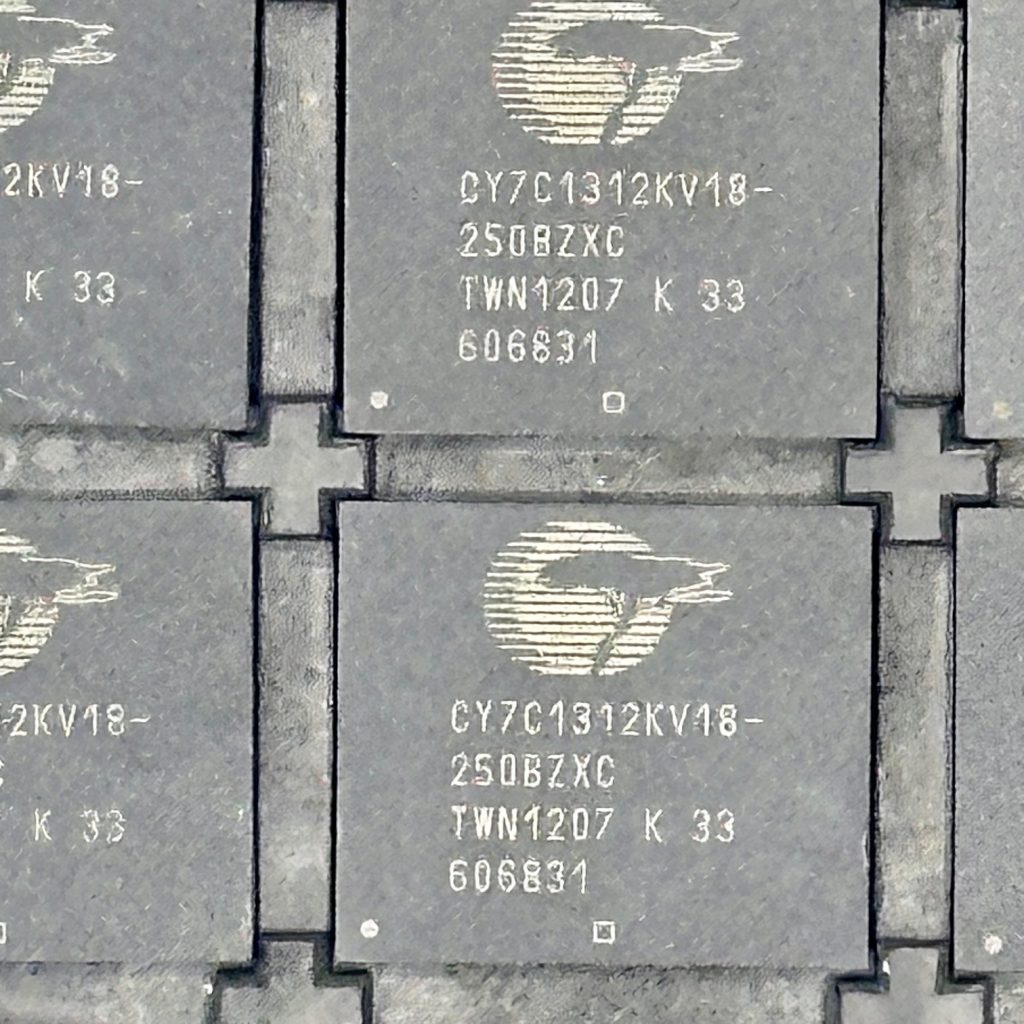 CY7C1312KV18-250BZXC