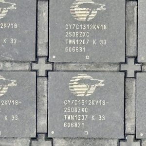 CY7C1312KV18-250BZXC - Image 2