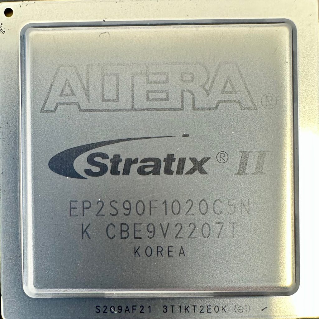 EP2S90F1020C5N