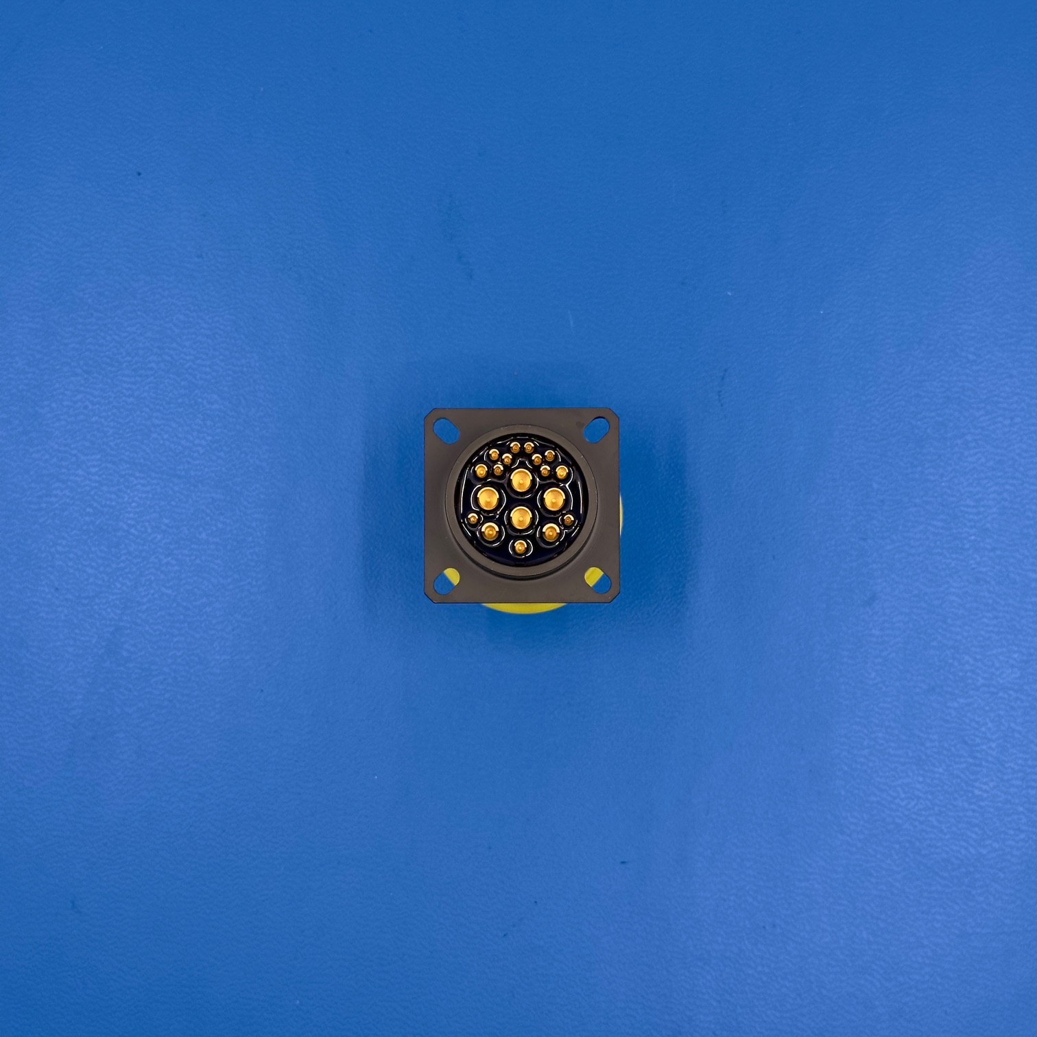H93DPE00W17-EASN936F - Image 3