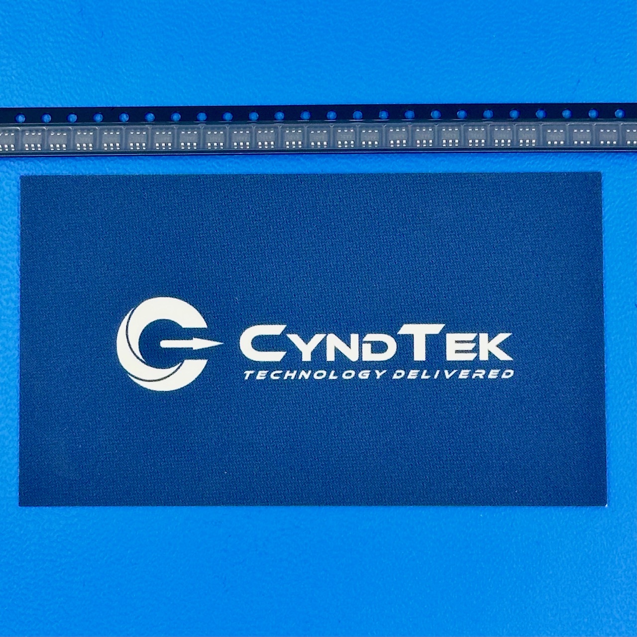 MAX4624EUT+T - Image 1