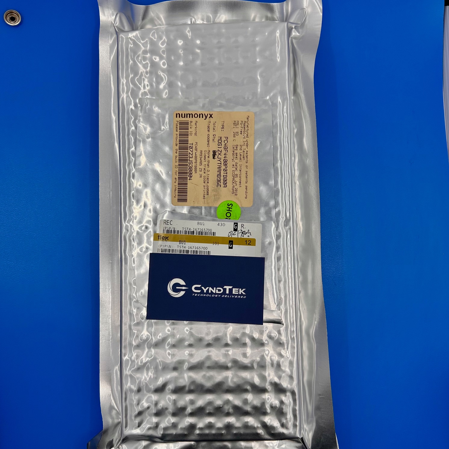 PC48F4400P0TB00A - Image 1